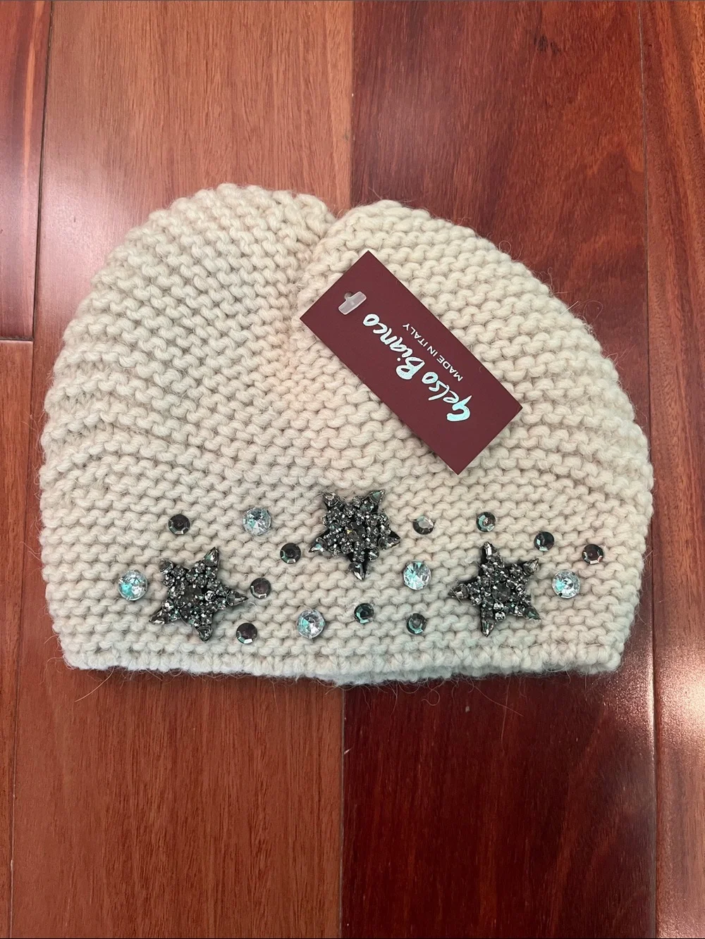 NWT Gelso Bianco Ivory Knit Beanie with Star Embellishments